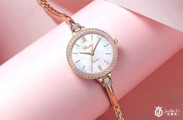 二手罗西尼CHIC系列时尚石英手镯式锆钻贝母盘玫瑰金手表图 二手罗西尼CHIC系列时尚石英手镯式锆钻贝母盘玫瑰金手表图