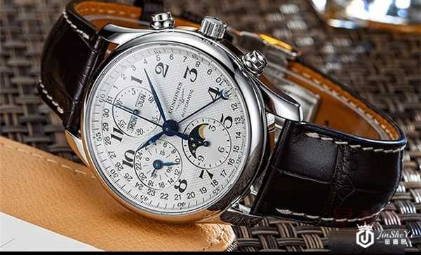 浪琴月相用了几年还能回收的话卖多少钱