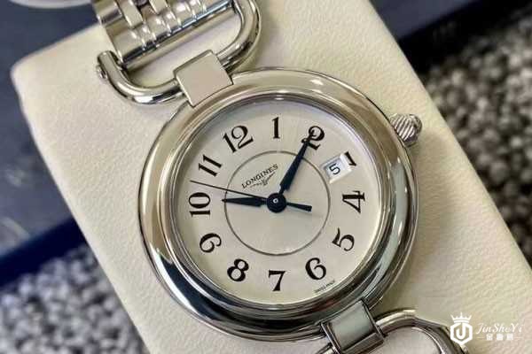 一万多的浪琴手表能卖多少钱取决于成色品相