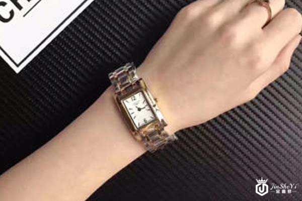 浪琴女士手表回收价格一般是原价的几折