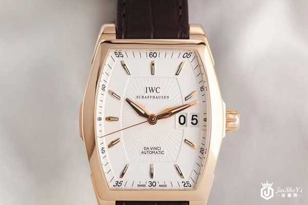 长方形表盘的万国手表回收价格一般几折 长方形表盘的万国手表回收价格一般几折