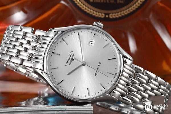 浪琴机械表回收价格查询一般是原价多少