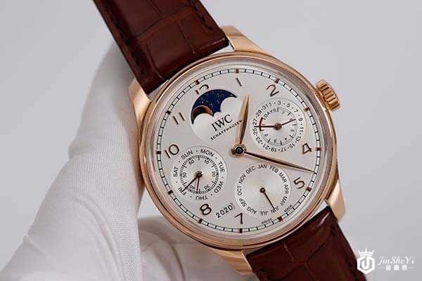 万国手表回收价格表查询直接看这 万国手表回收价格表查询直接看这