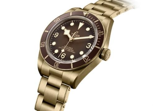 帝舵表回收店如何选择