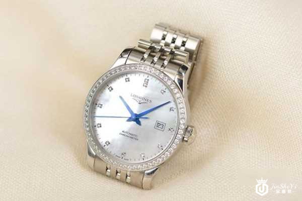 浪琴满钻手表的回收价格表有吗