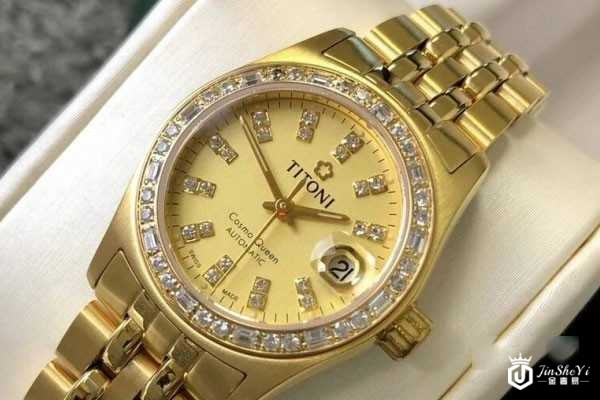 95新的梅花手表回收多少钱 