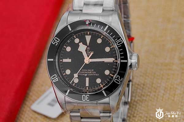 知名回收名表实体店有哪些?网上回收更方便 知名回收名表实体店有哪些?网上回收更方便