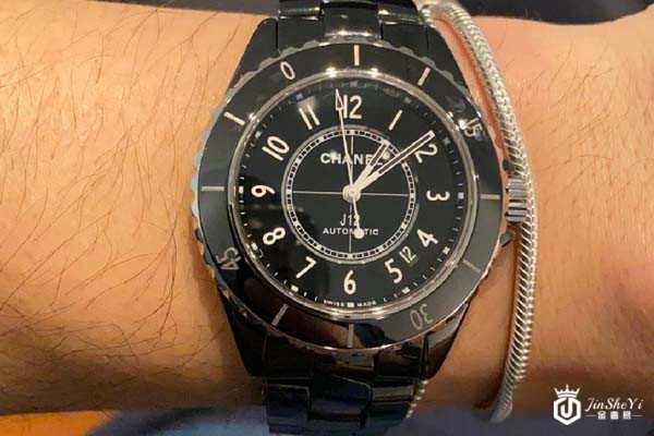 香奈儿手表回收价高吗 保养好高价回收并不难