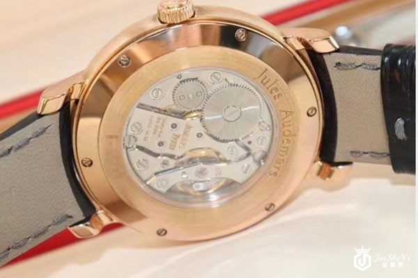 回收爱彼手表在哪里能保证高价