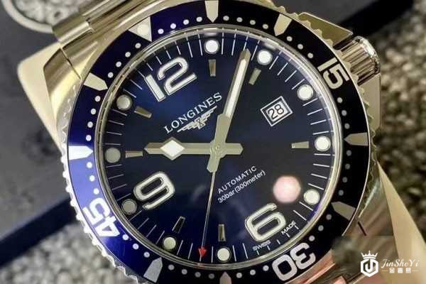 判断二手表浪琴新款康卡斯什么价的依据有哪些