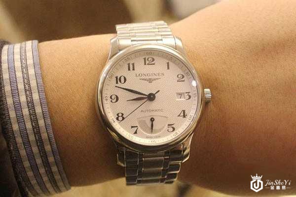 二手浪琴名匠手表一般可以几折回收 