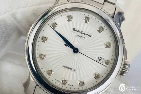 小品牌的手表去哪里回收可以降低价值的耗损