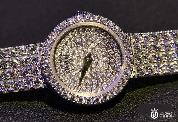 伯爵石英表回收起来一路绿灯