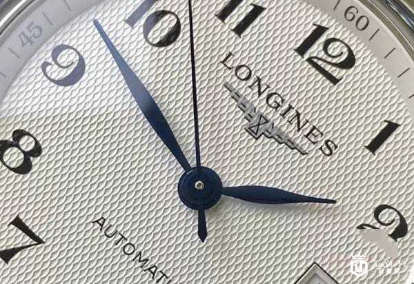 专柜回收浪琴手表主要靠什么定价