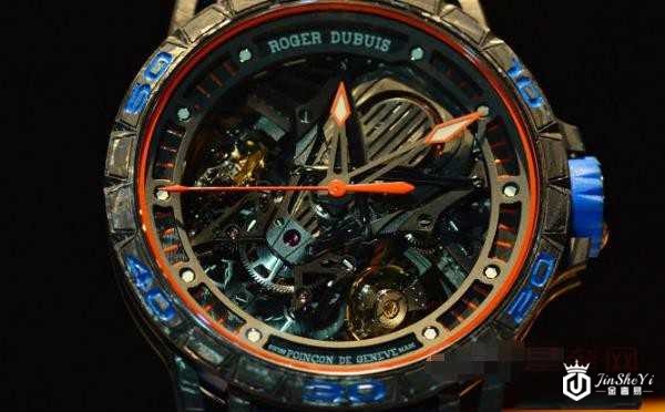 网上回收和实体店回收哪个更好 哪个手表回收更快速 网上回收和实体店回收哪个更好 哪个手表回收更快速