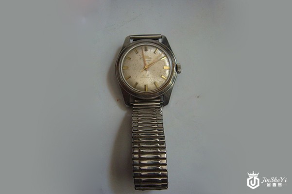 老北京手表值钱吗?有人回收北京手表吗？