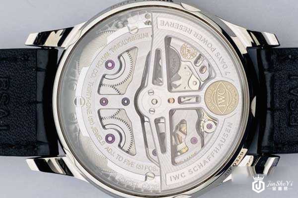 附近哪有回收二手手表店 线上回收更佳