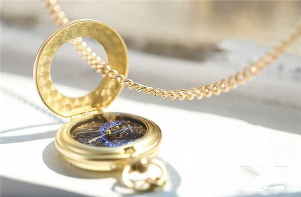 老式的怀表回收值多少钱 在哪里回收更好