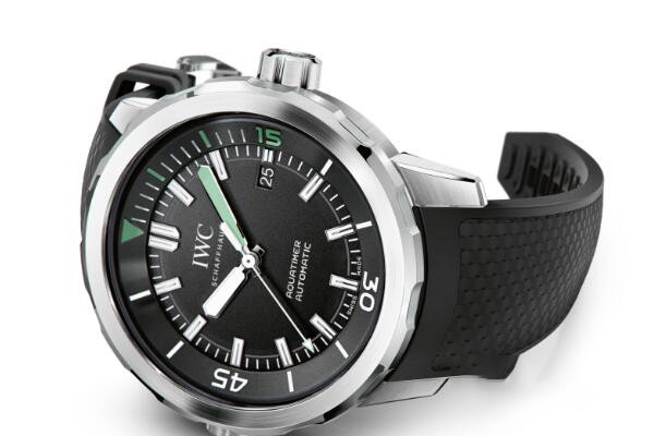 上海万国手表回收