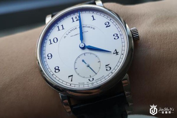 朗格手表回收价格