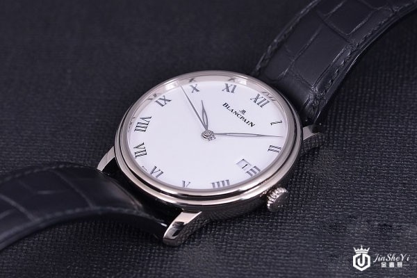 宝珀经典大三针手表回收