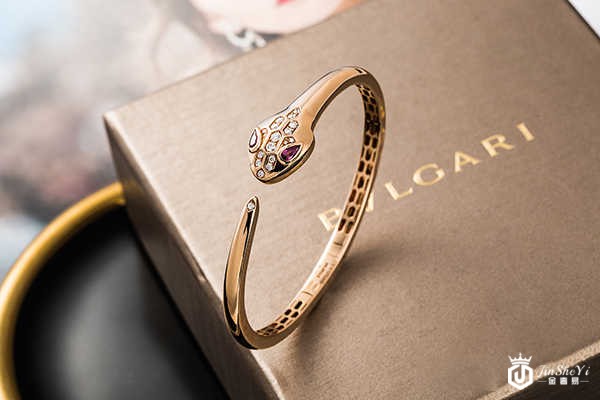 重庆宝格丽手镯回收