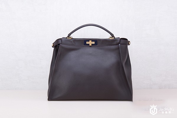 昆明芬迪包包回收 昆明芬迪包包回收