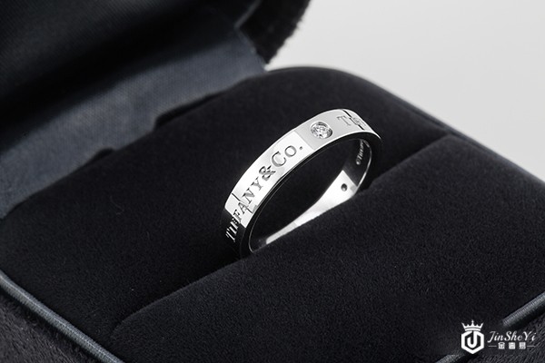 回收二手奢侈品价格