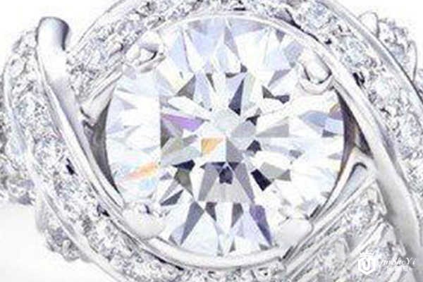 钻石戒指回收