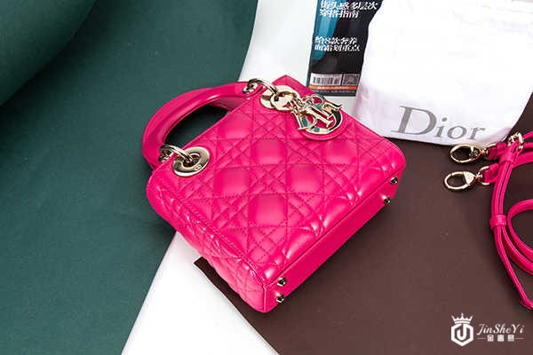 迪奥包包回收