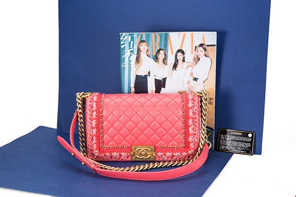 深圳哪里高价回收香奈儿Le Boy包包？