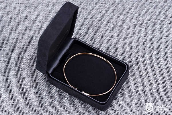 二手蒂芙尼手镯能卖多少钱