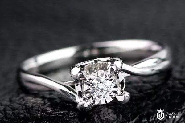 不到十分的小钻石怎么回收