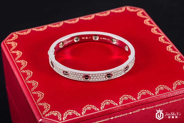 回收卡地亚手镯