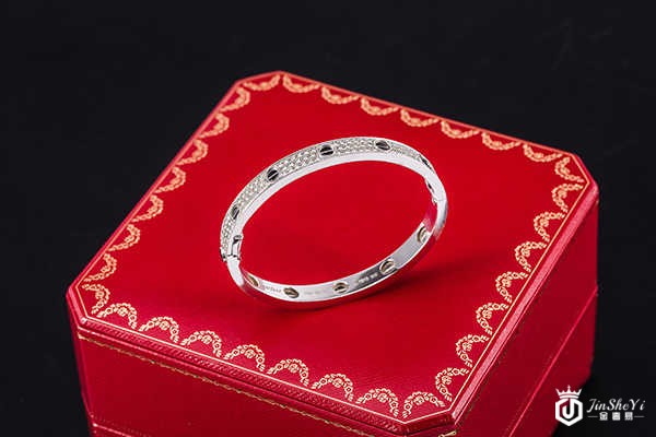 回收卡地亚手镯