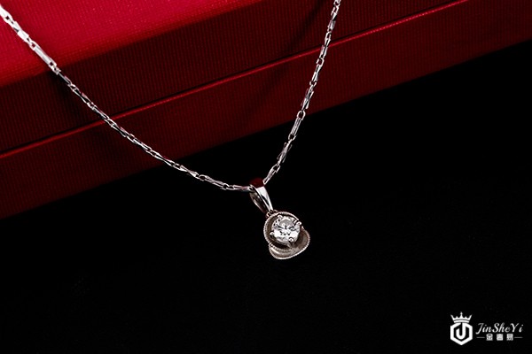 钻石吊坠怎么回收