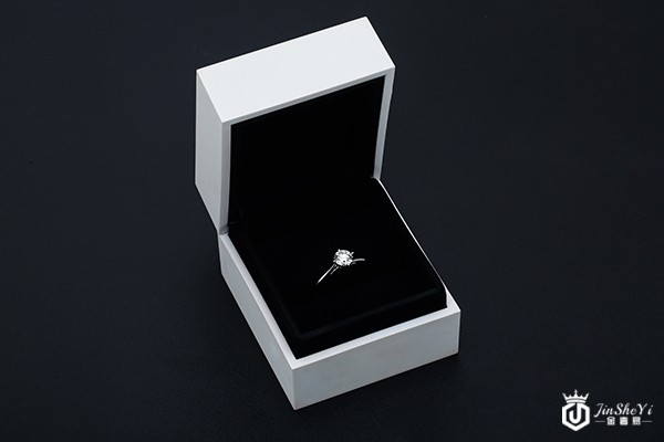 50分的钻石回收多少钱