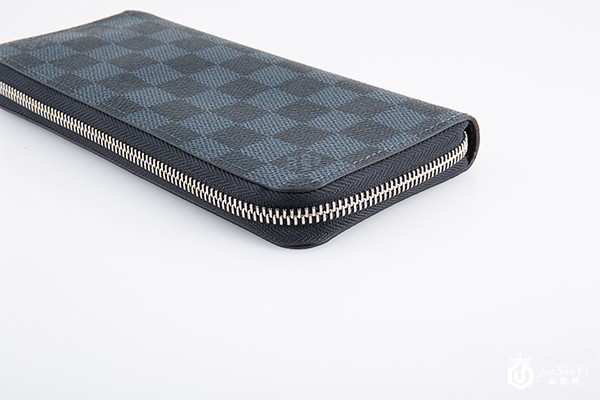 回收LV包包 回收LV包包