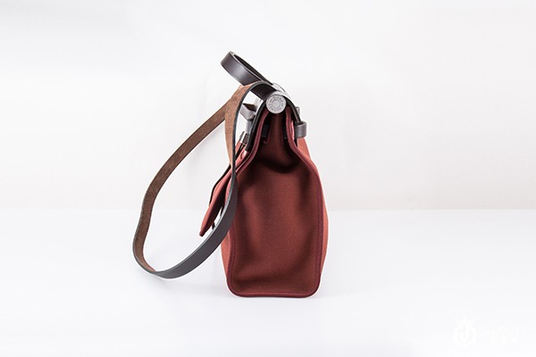 北京爱马仕凯莉包包回收价格一般是几折？