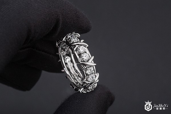 蒂芙尼戒指回收 蒂芙尼戒指回收