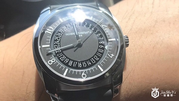 上海回收二手江诗丹顿QUAI DE L<i></i>'ILE不锈钢三针日期手表