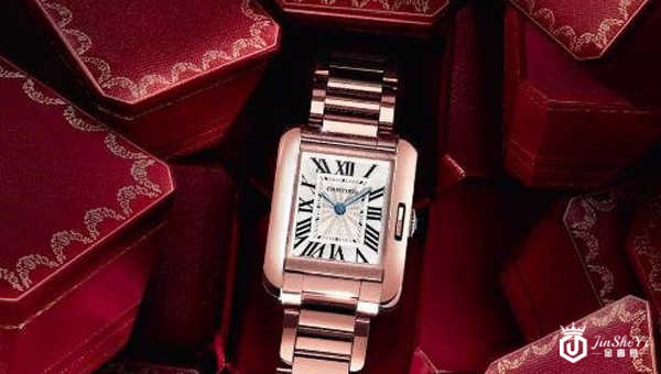 上海卡地亚坦克系列女表回收价格