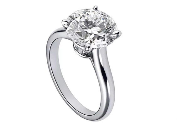 1584784230982052.jpg 铂金钻戒回收价格