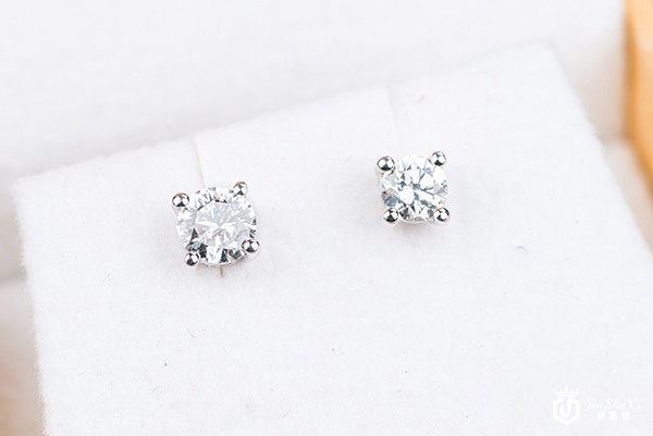 老凤祥钻石首饰回收多少钱一克？宁波哪里可以回收？