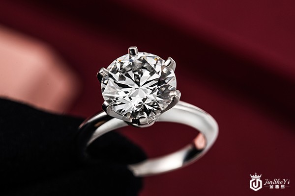 蒂芙尼3.12克拉钻戒