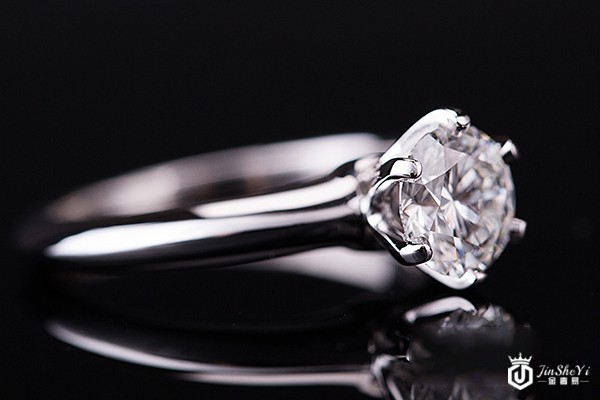 深圳蒂芙尼钻戒回收多少钱？钻戒回收价格怎么算