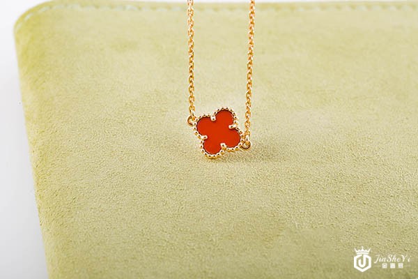 无锡哪里梵克雅宝钻石回收,什么地方回收钻石项链 无锡哪里梵克雅宝钻石回收,什么地方回收钻石项链