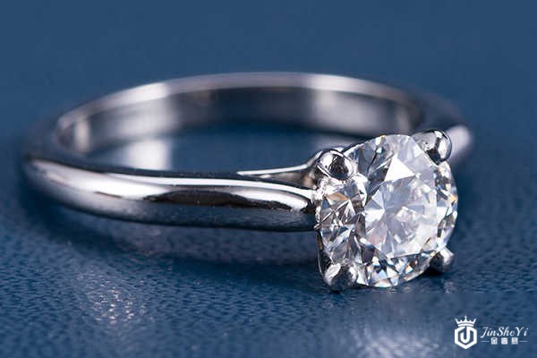 深圳高价回收钻戒的地方在哪？金奢易网了解一下
