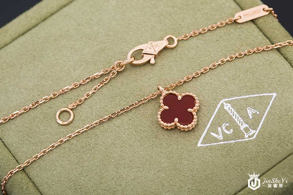 深圳梵克雅宝项链回收价格一般是几折? 深圳梵克雅宝项链回收价格一般是几折?