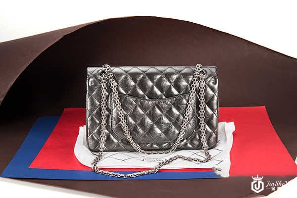 深圳二手香奈儿包包回收价是多少钱？